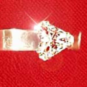 1.5 carat TRIANGLE CUBIC ZIRCONIA SOLITAIRE RING, TAG ON, Sz. 10, FACETED GEM